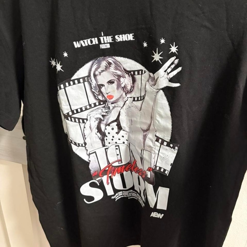 Toni Storm Timeless AEW Wrestling Graphic T-Shirt Black Small Kinko Shirt